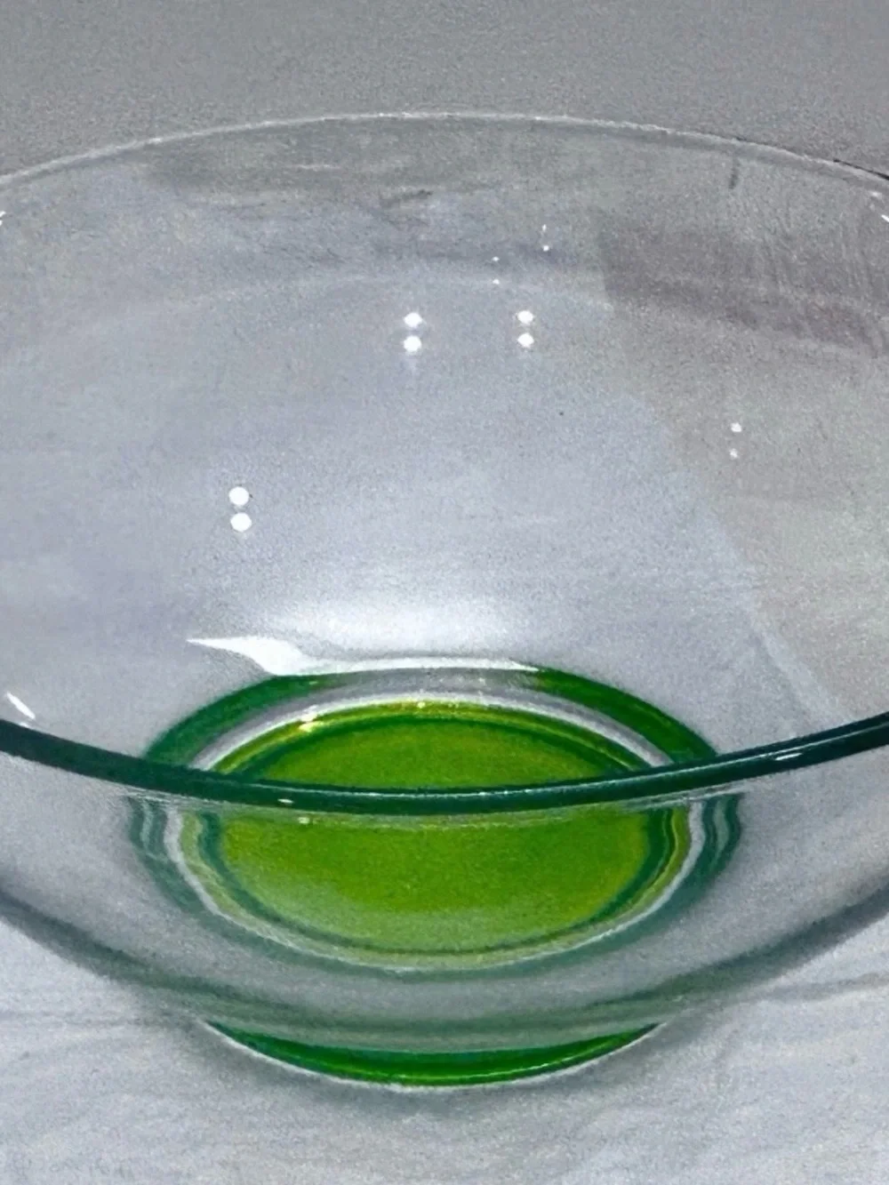 Vtg Turkish Lg Serving Bowl Clear Flared Rim W/Emerald Green Base Pasabahc 9.5”